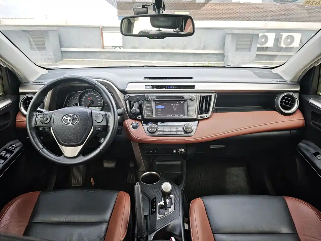 Toyota RAV4 2013 2.5L AT Elite