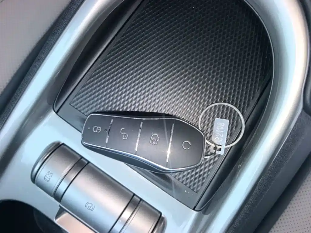BYD Dolphin — миниатюра 9