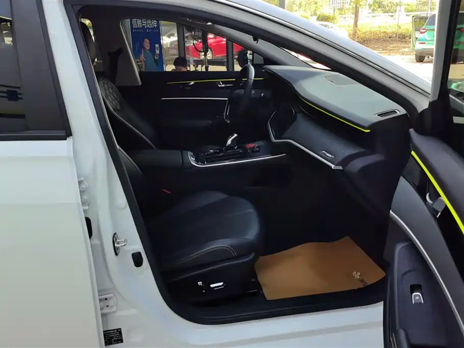 Dongfeng Aeolus Yixuan Max MAX 2021