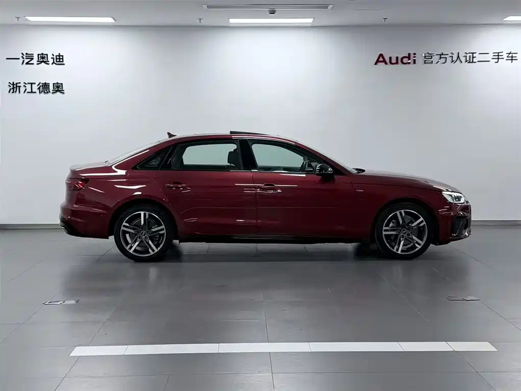 Audi A4L 2022 40 TFSI Luxury