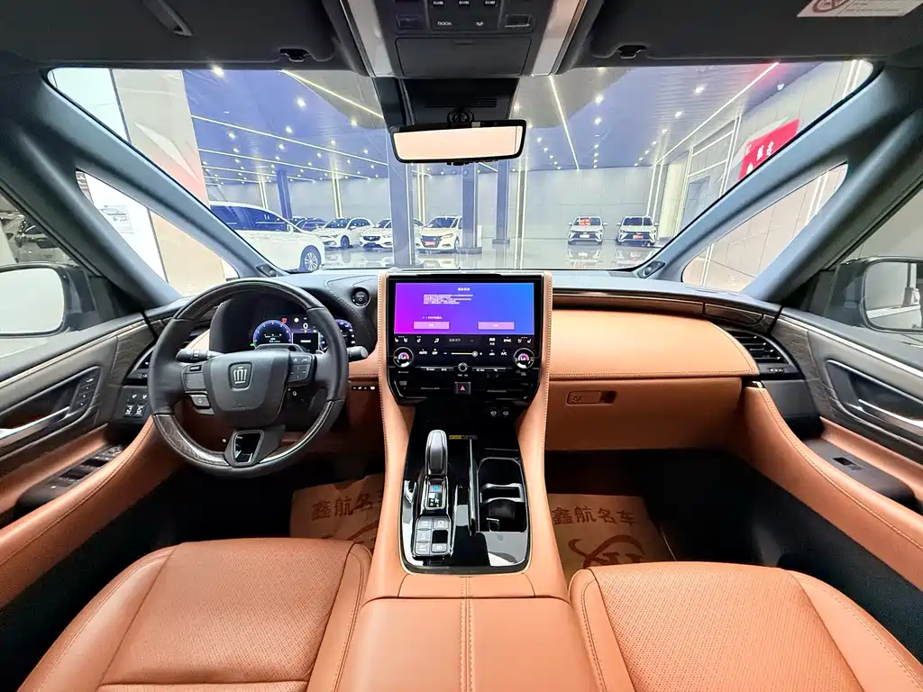 Toyota Vellfire — миниатюра 14