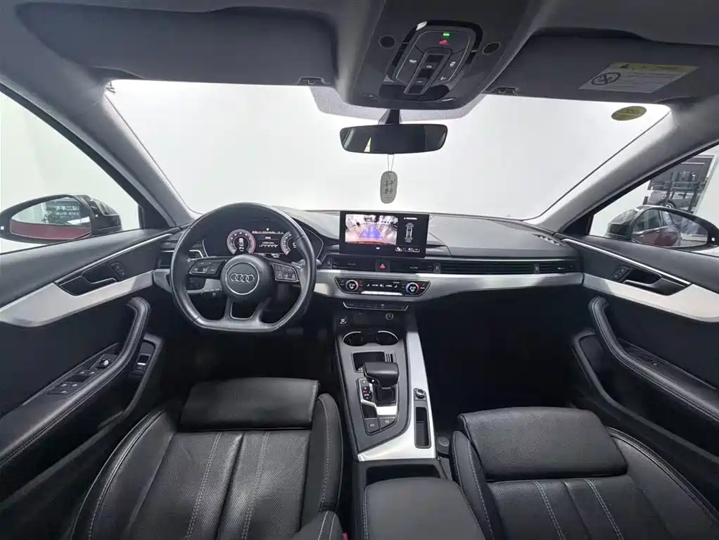 Audi A4L 2022 40 TFSI Luxury