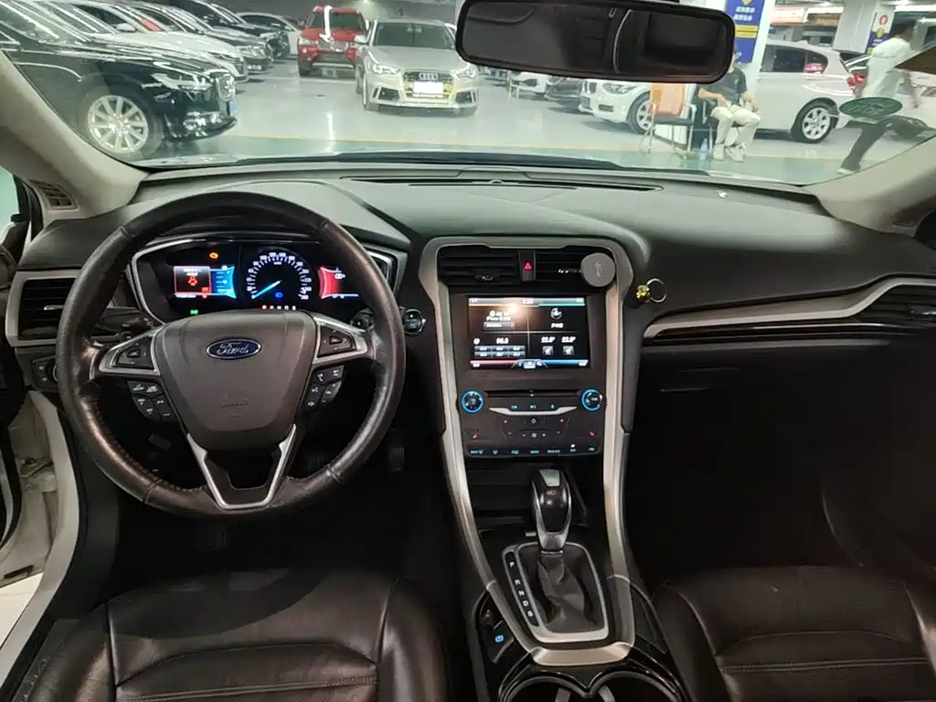 Ford Mondeo — миниатюра 10