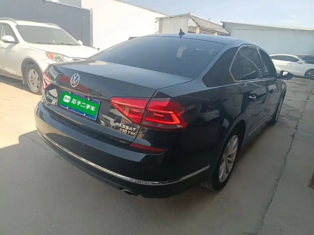 Volkswagen Passat — миниатюра 7