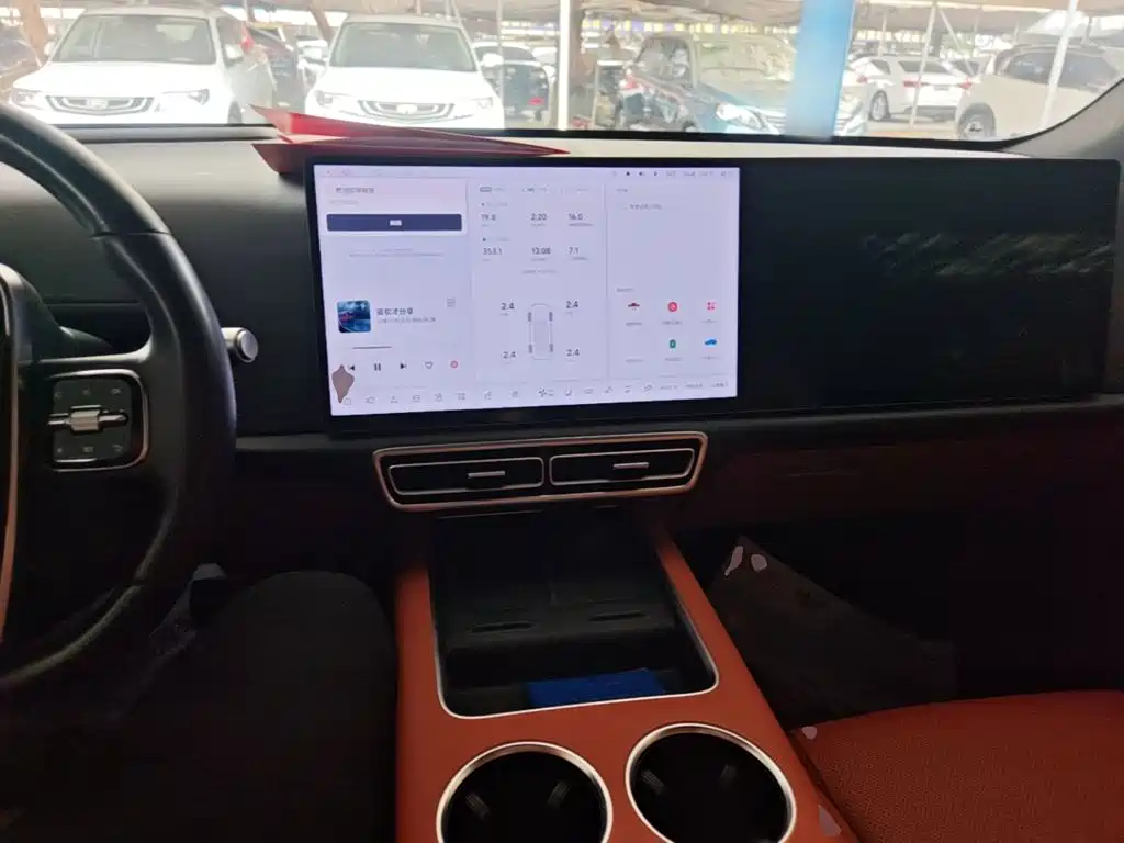 Li Auto Li L6 — миниатюра 10