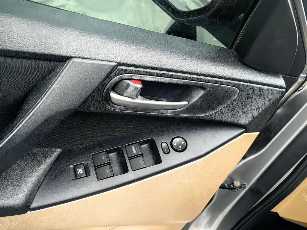 Mazda Mazda3 3 2011 1.6L AT Comfort