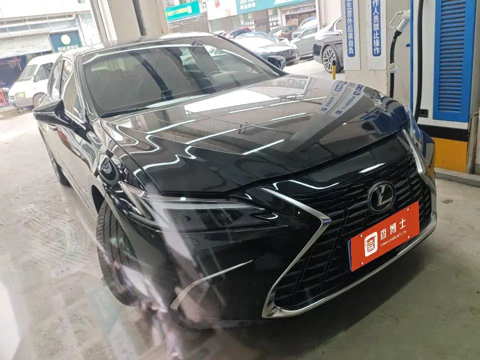 Lexus ES — миниатюра 5