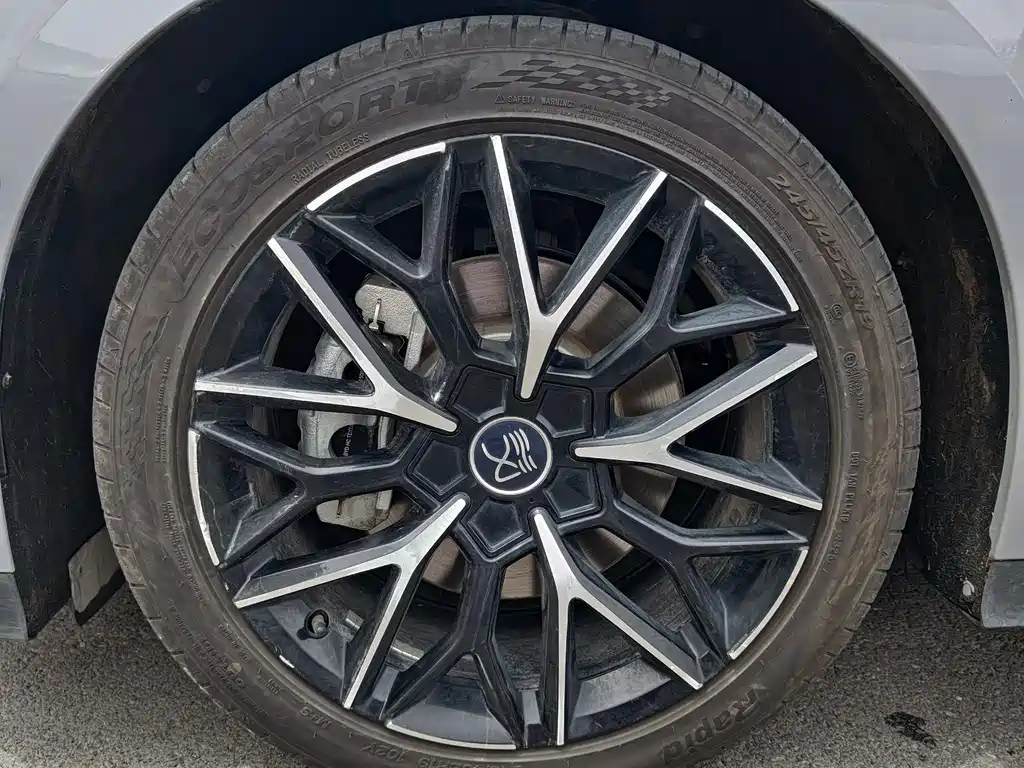 BYD Han 2025 DM-i Smart Drive 125KM Flagship
