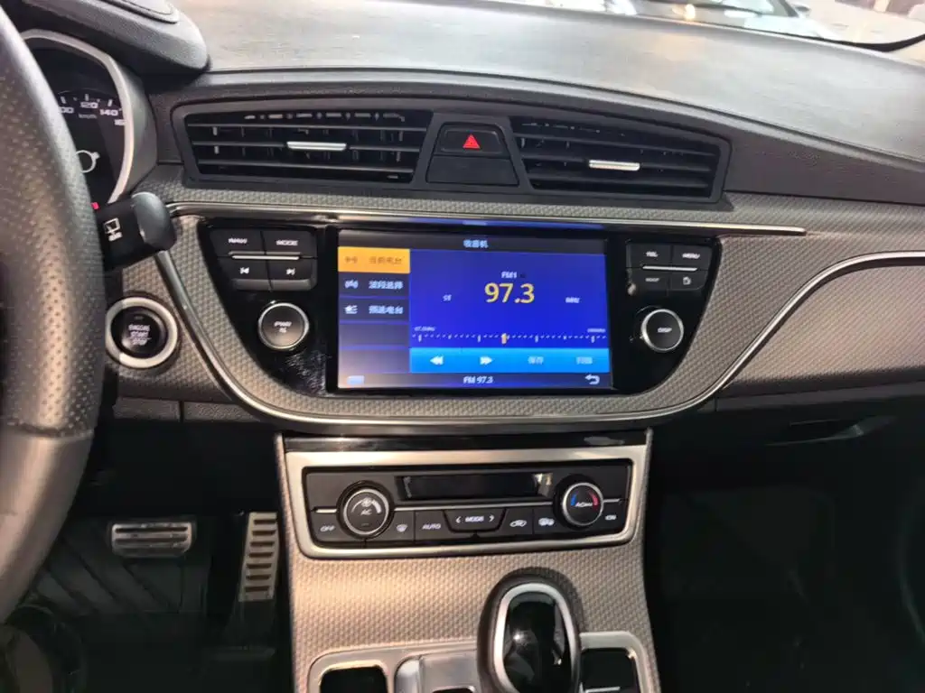 Geely Emgrand GS — миниатюра 13