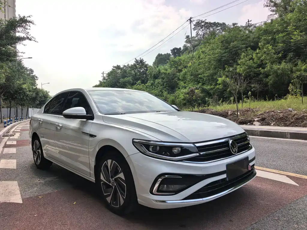 Volkswagen Bora — миниатюра 3