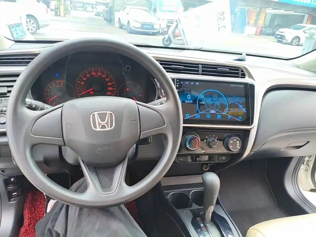 Honda City — миниатюра 10