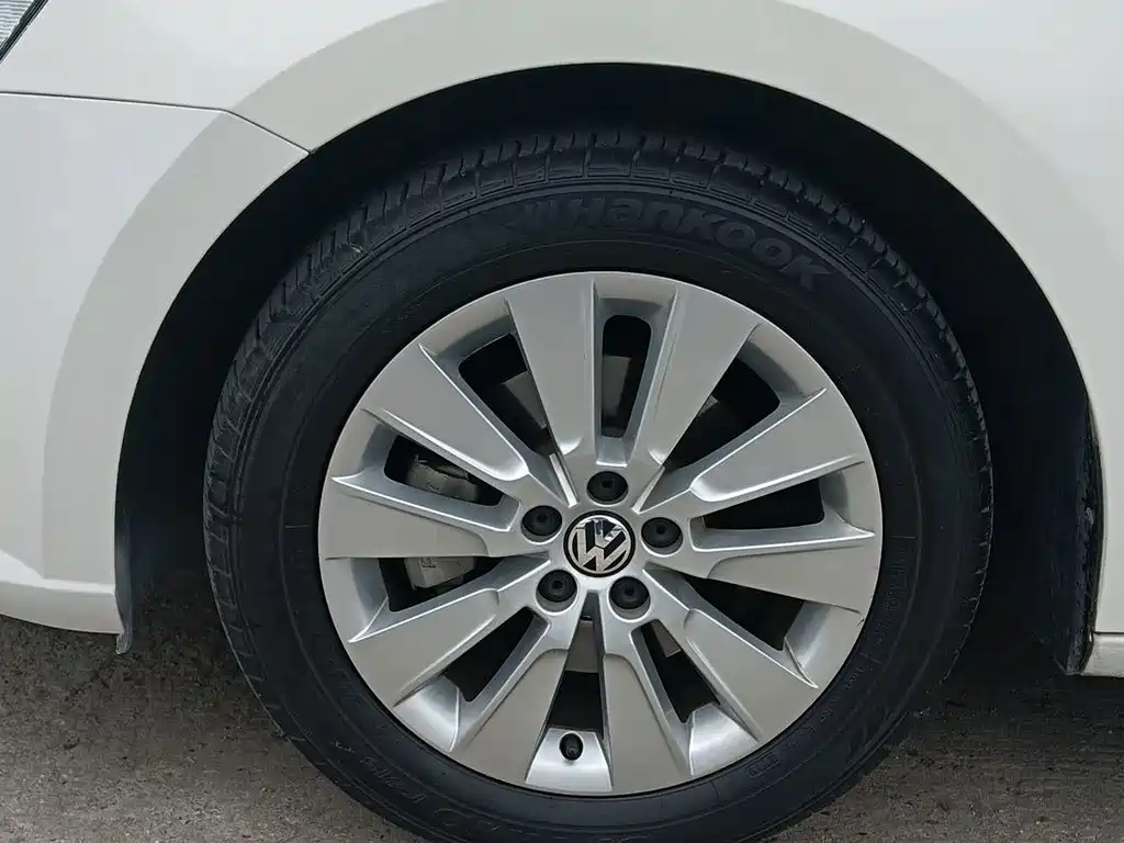 Volkswagen Lavida — миниатюра 7