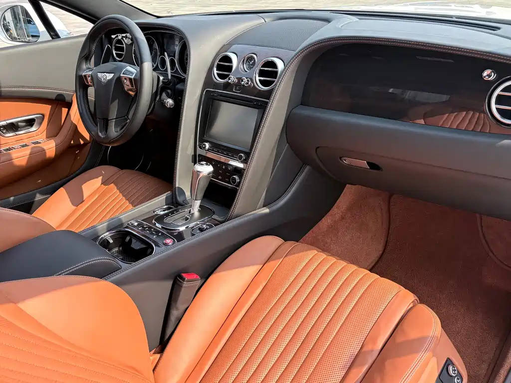 Bentley Continental — миниатюра 7