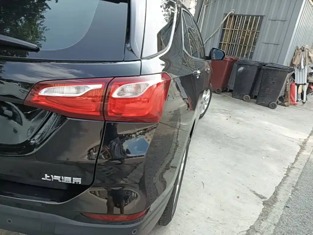 Chevrolet Equinox — миниатюра 8
