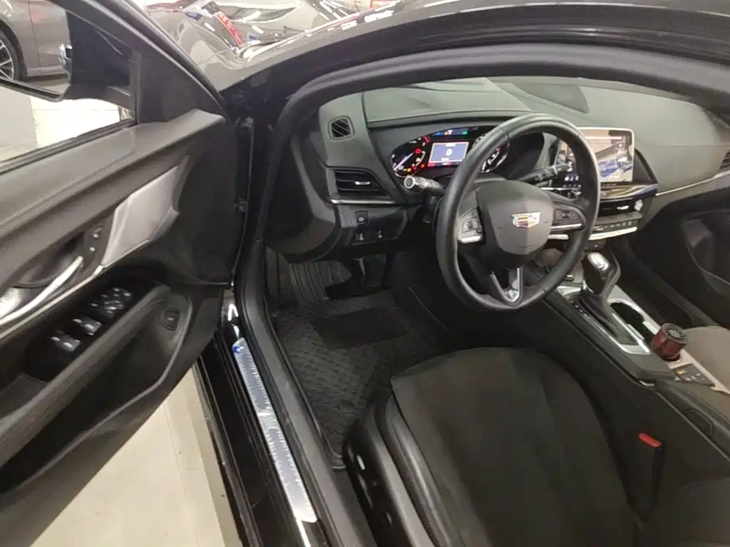 Cadillac CT4 — миниатюра 16