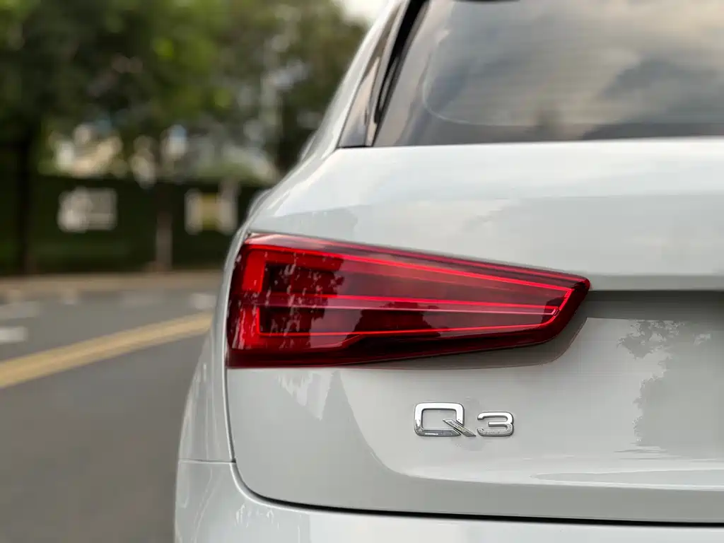 Audi Q3 — миниатюра 10