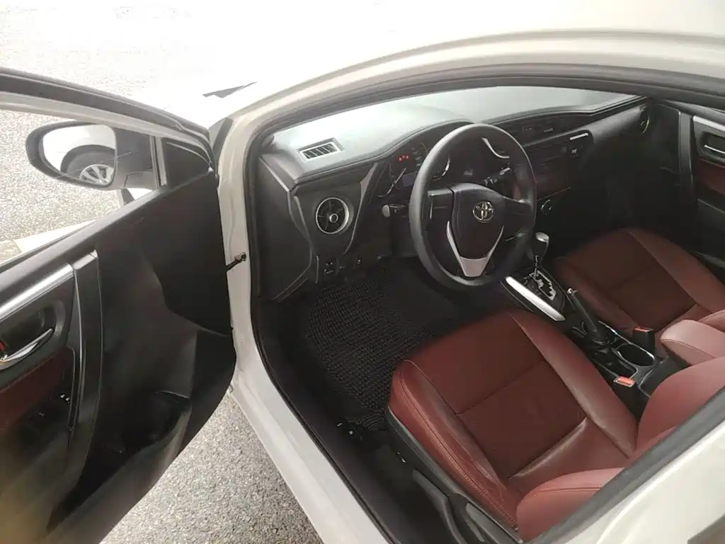 Toyota Corolla — миниатюра 16