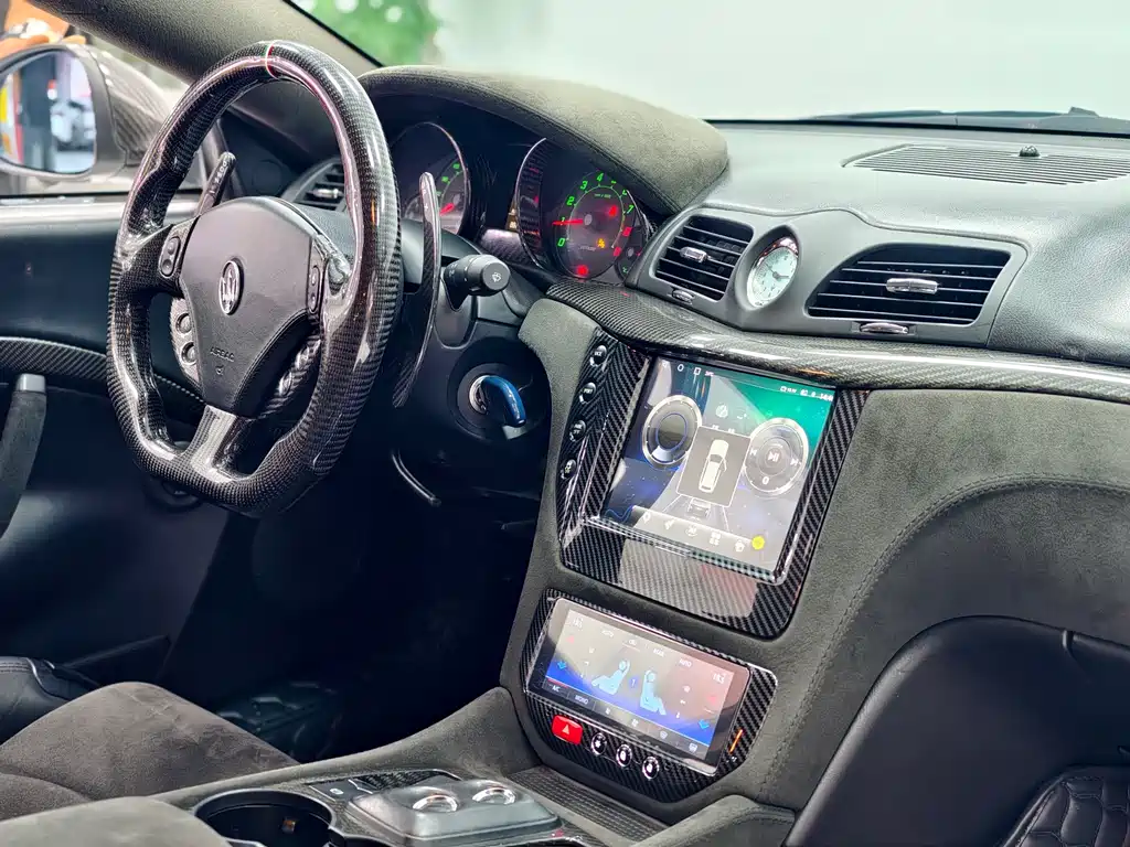 Maserati GranTurismo — миниатюра 10