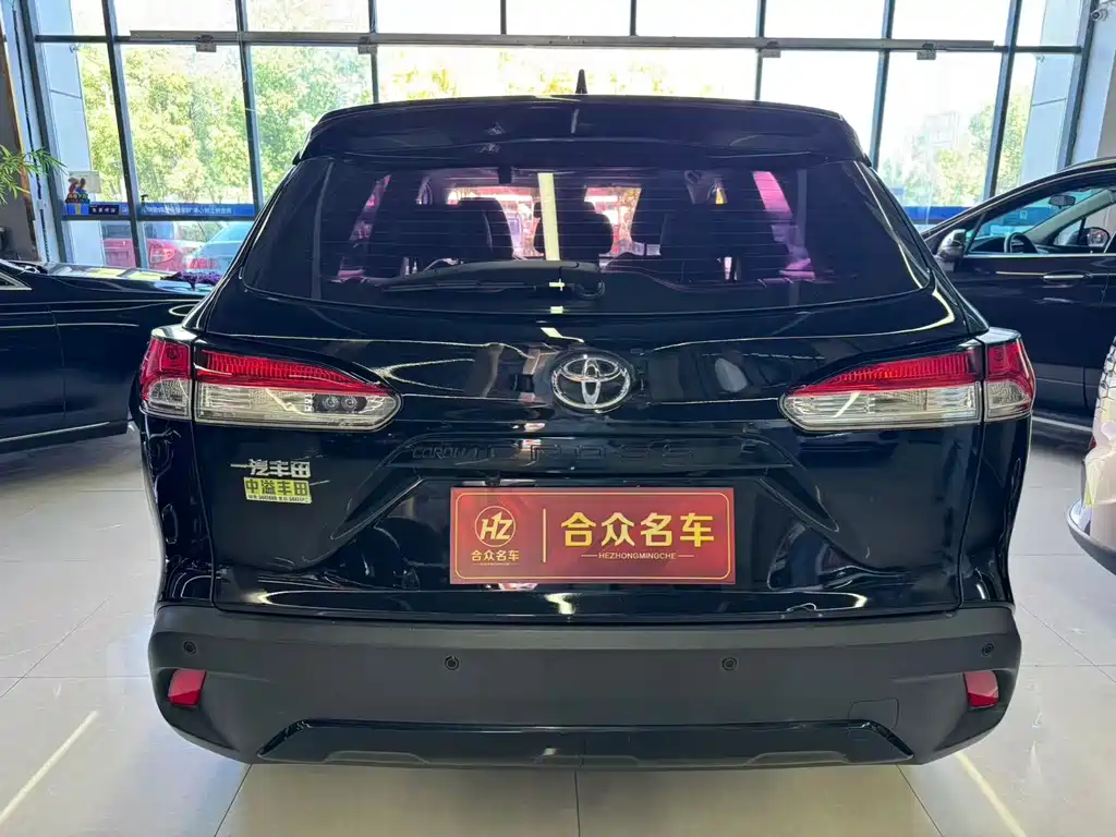 Toyota Corolla Cross — миниатюра 8