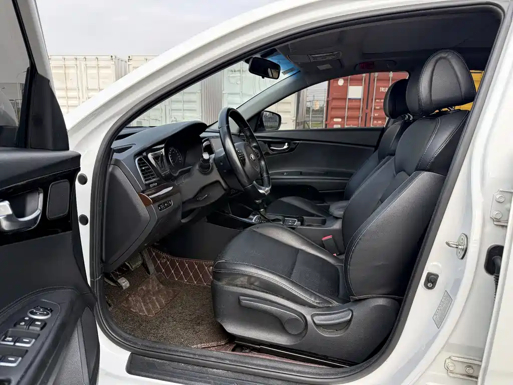 Kia K4 — миниатюра 4