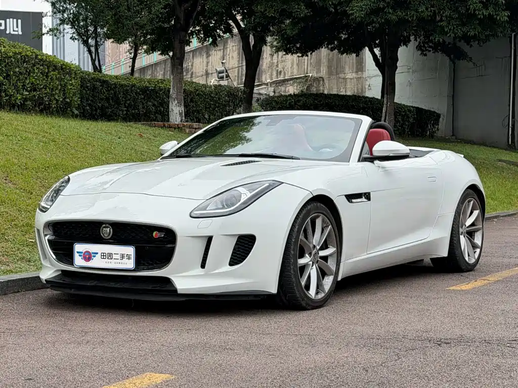 Jaguar F-TYPE