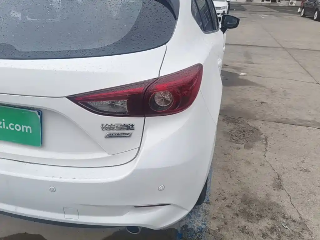 Mazda 3 Axela — миниатюра 8