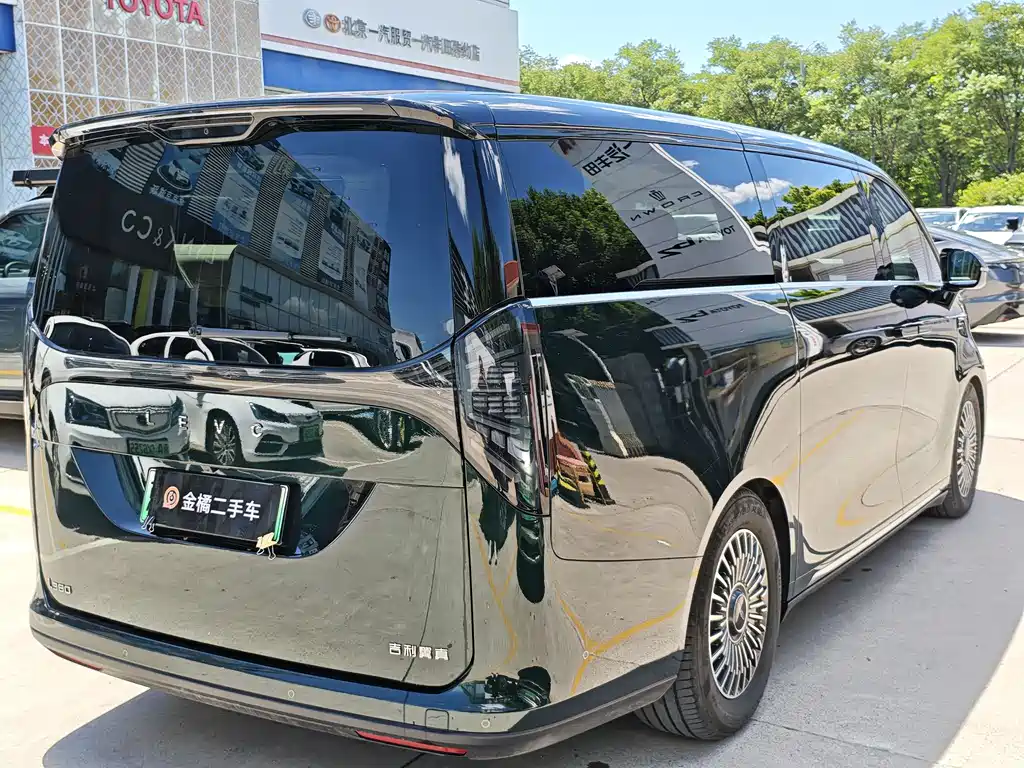Geely Galaxy L380 2025 805km Flagship