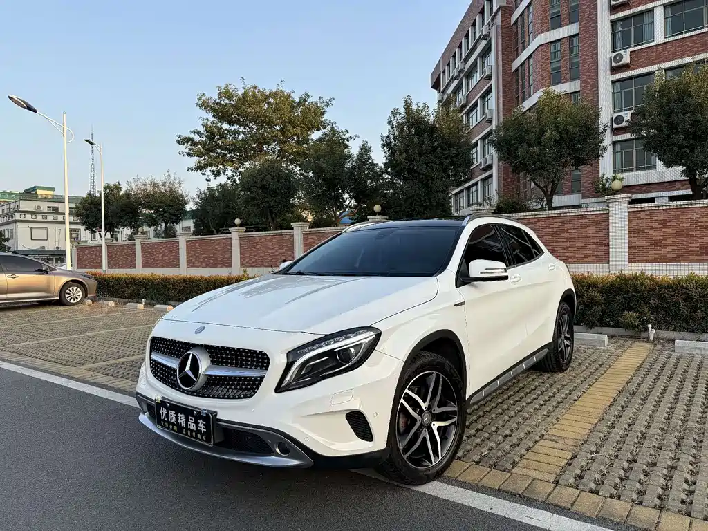 Mercedes-Benz GLA 2017