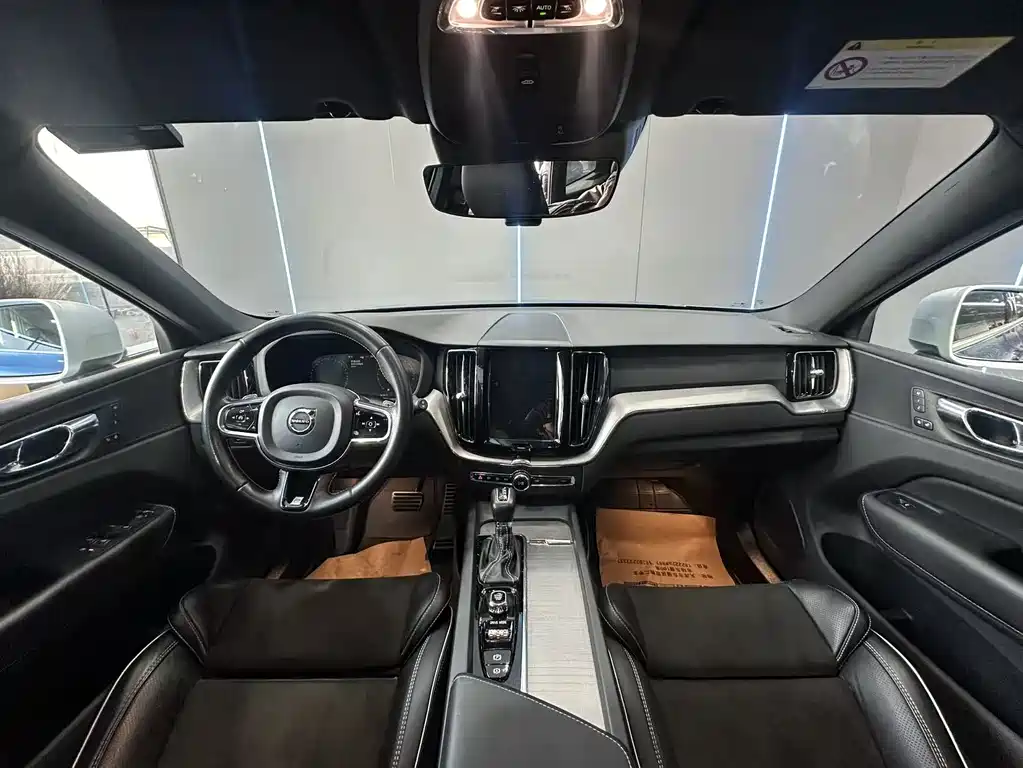 Volvo XC60 2019 T5 Sport V