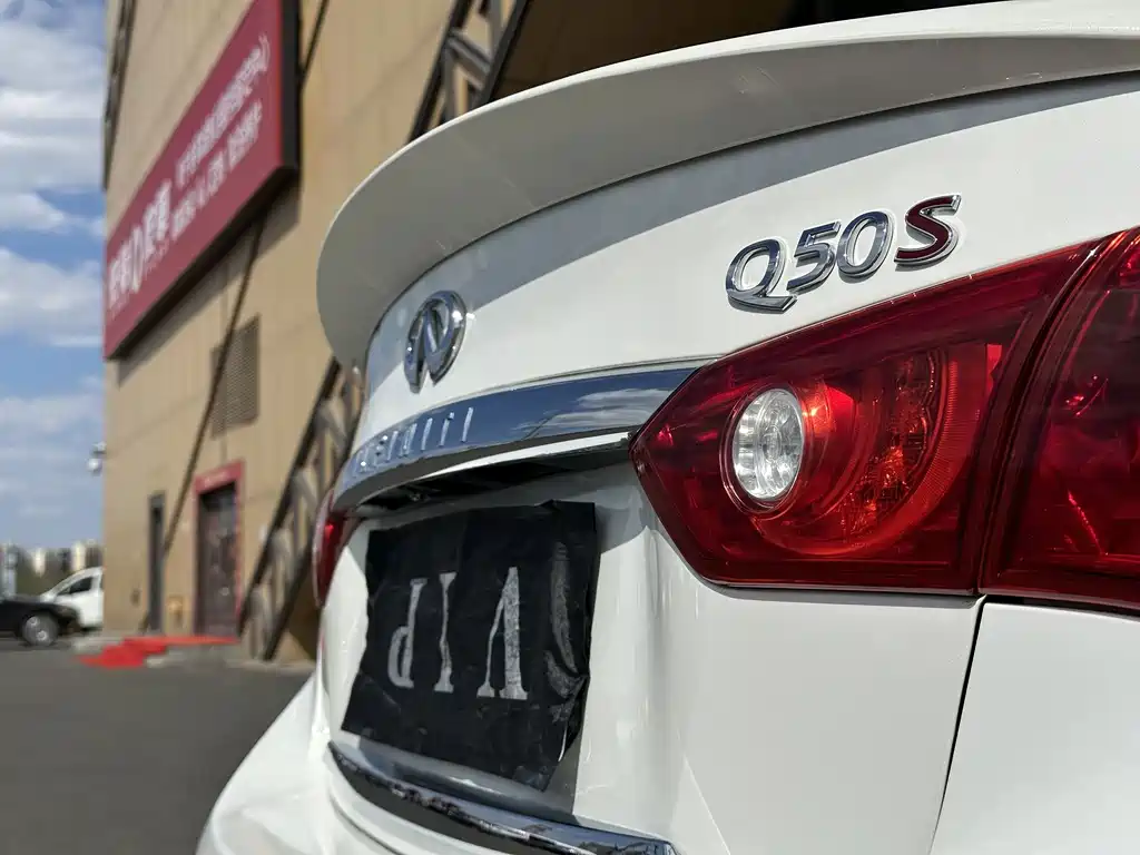 Infiniti Q50 — миниатюра 17