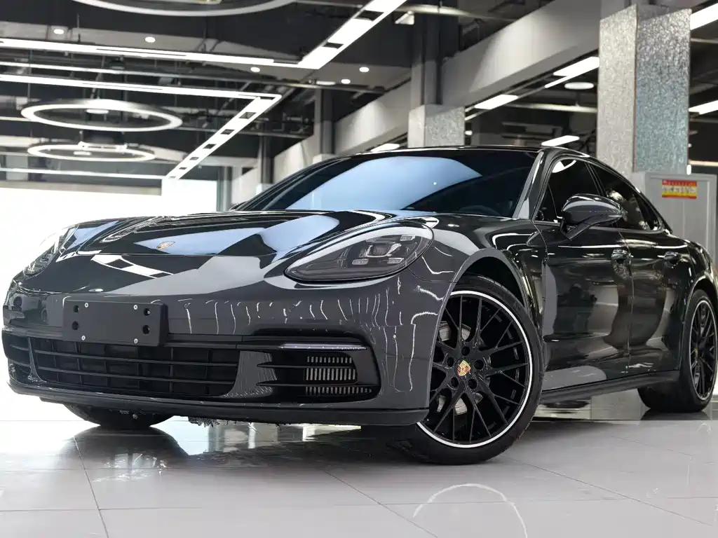 Porsche Panamera 2020