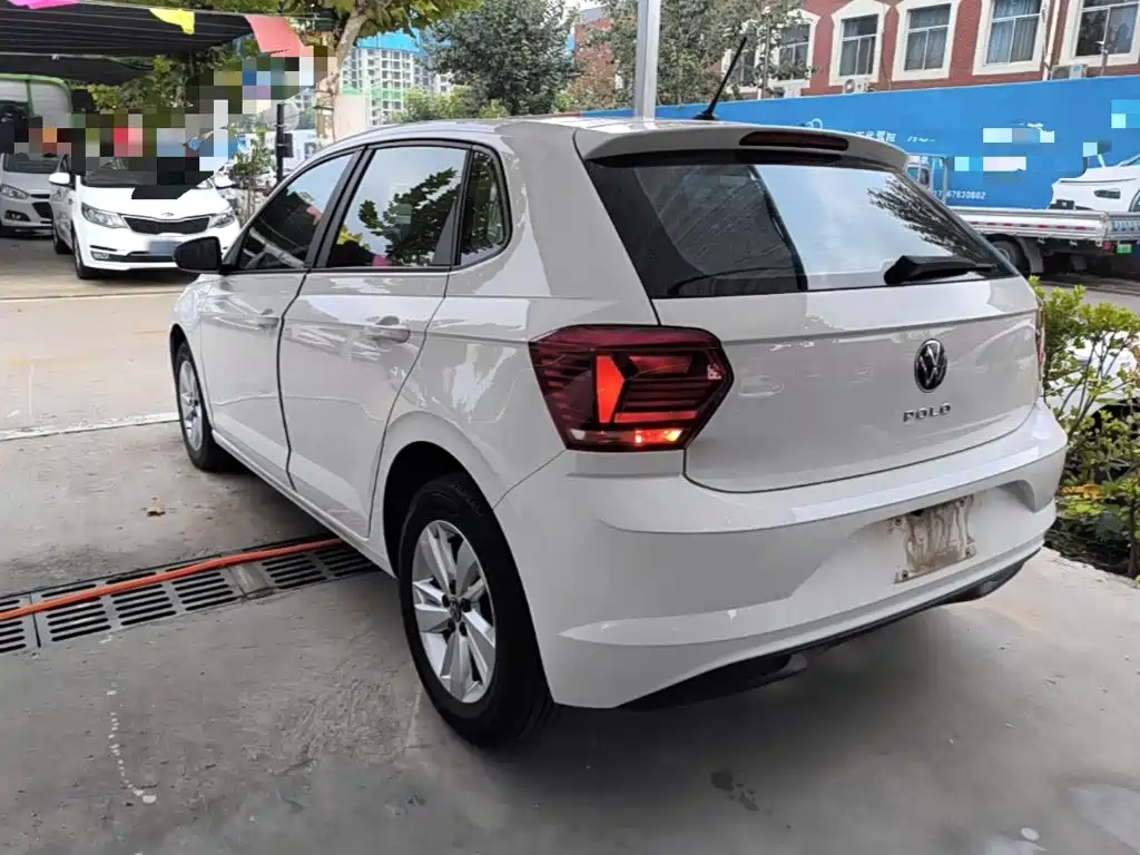 Volkswagen Polo — миниатюра 5