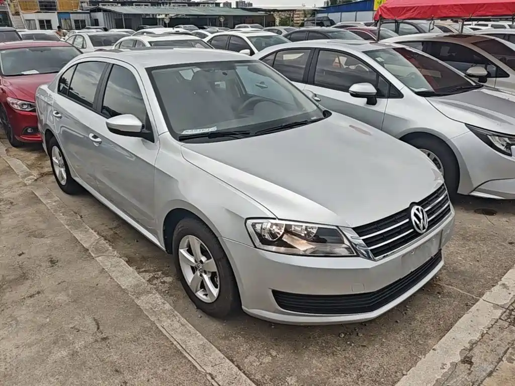 Volkswagen Lavida — миниатюра 4