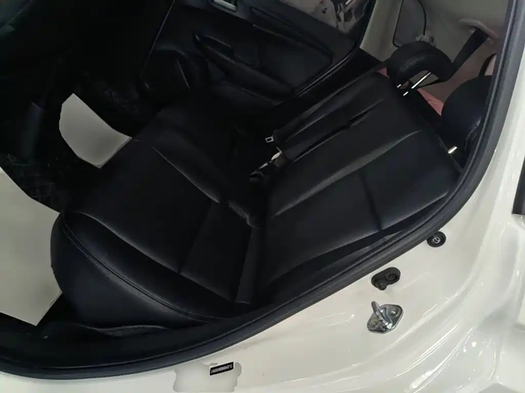 Honda Fit — миниатюра 17