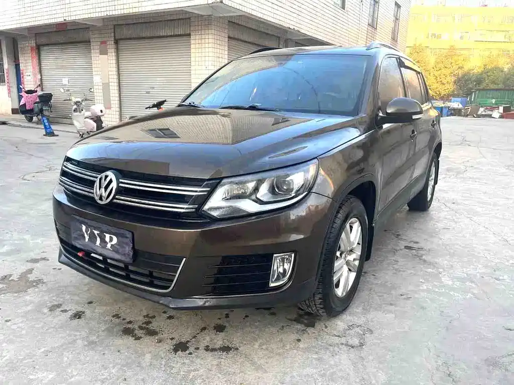 2015 Volkswagen Tiguan - zdjęcie 1 z 12