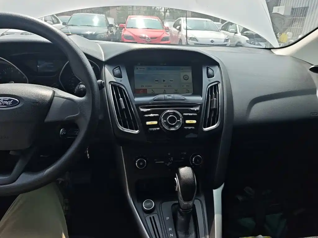 Ford Focus — миниатюра 13