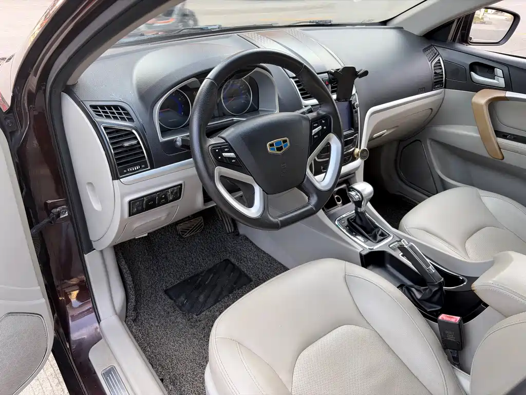 Geely Emgrand — миниатюра 5