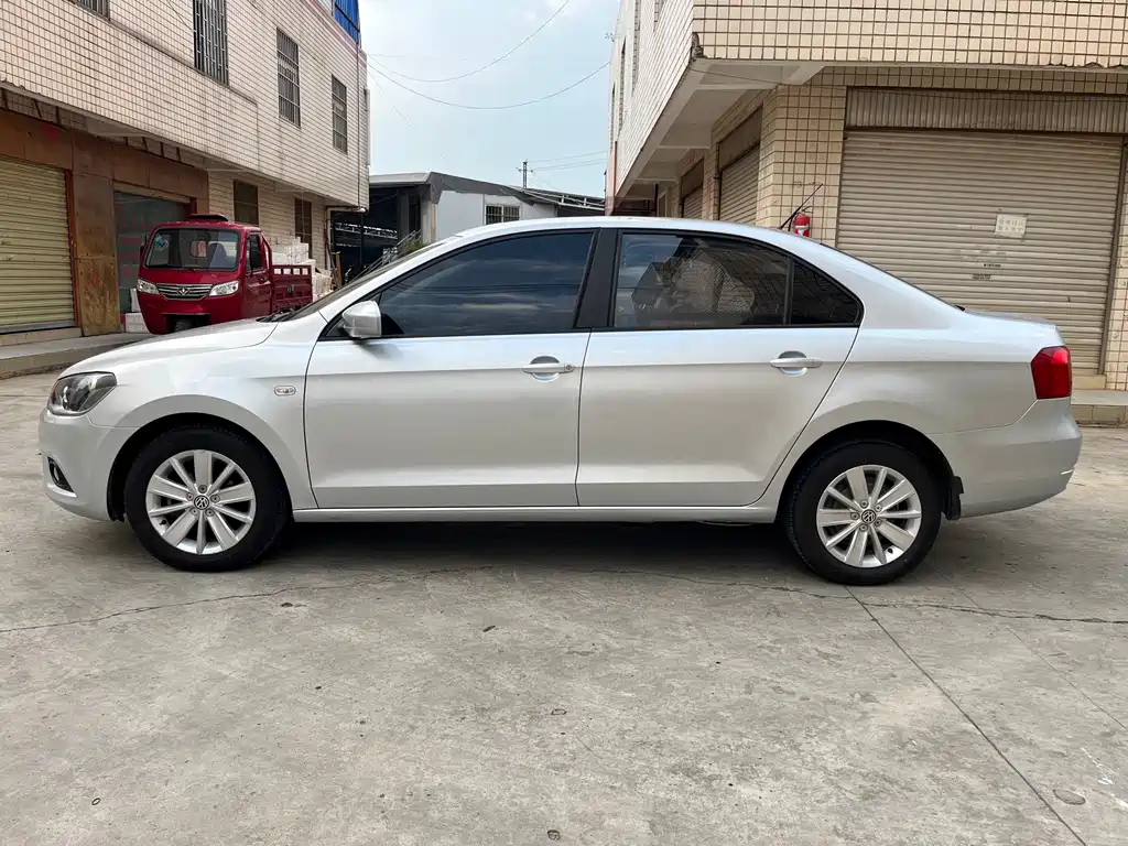 Volkswagen Jetta — миниатюра 8