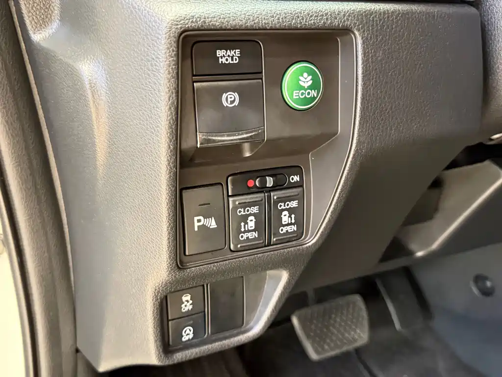 Honda Odyssey — миниатюра 7