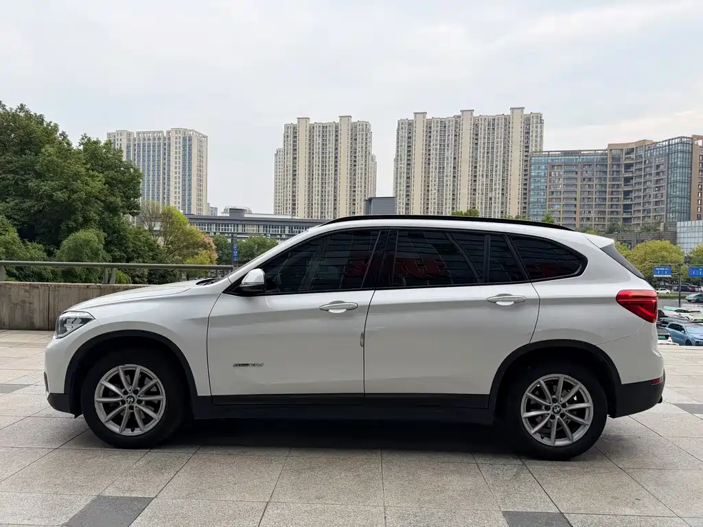 BMW X1 — миниатюра 4