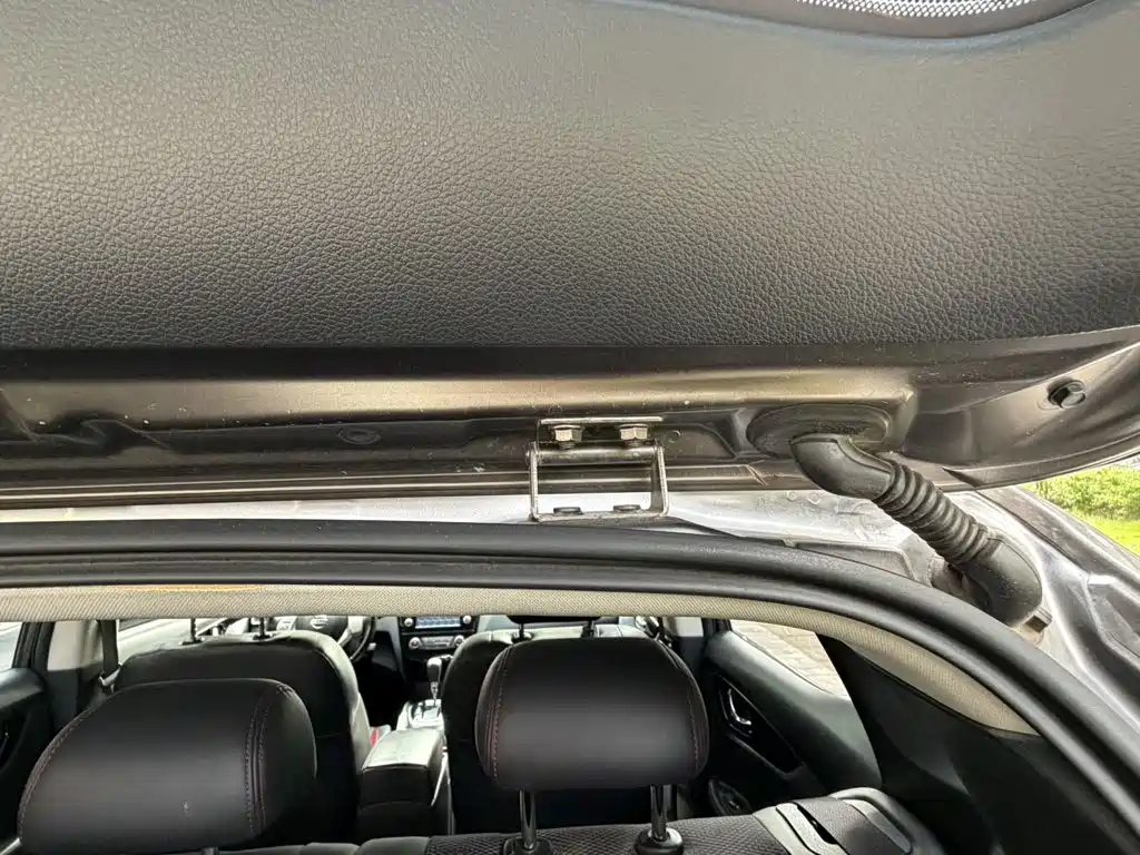 Nissan Qashqai — миниатюра 18
