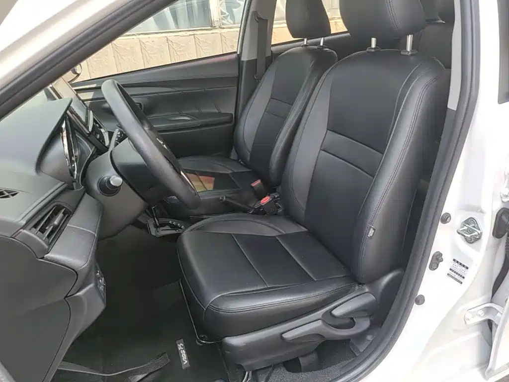Toyota Vios FS — миниатюра 15