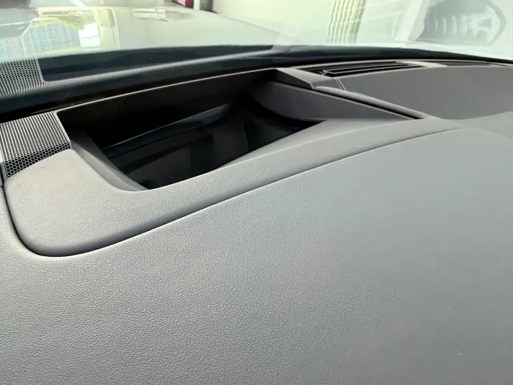 Bentley Continental PHEV — миниатюра 28