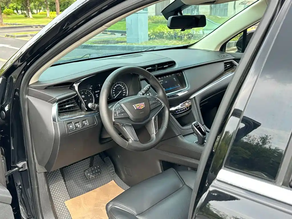 Cadillac XT5 — миниатюра 5