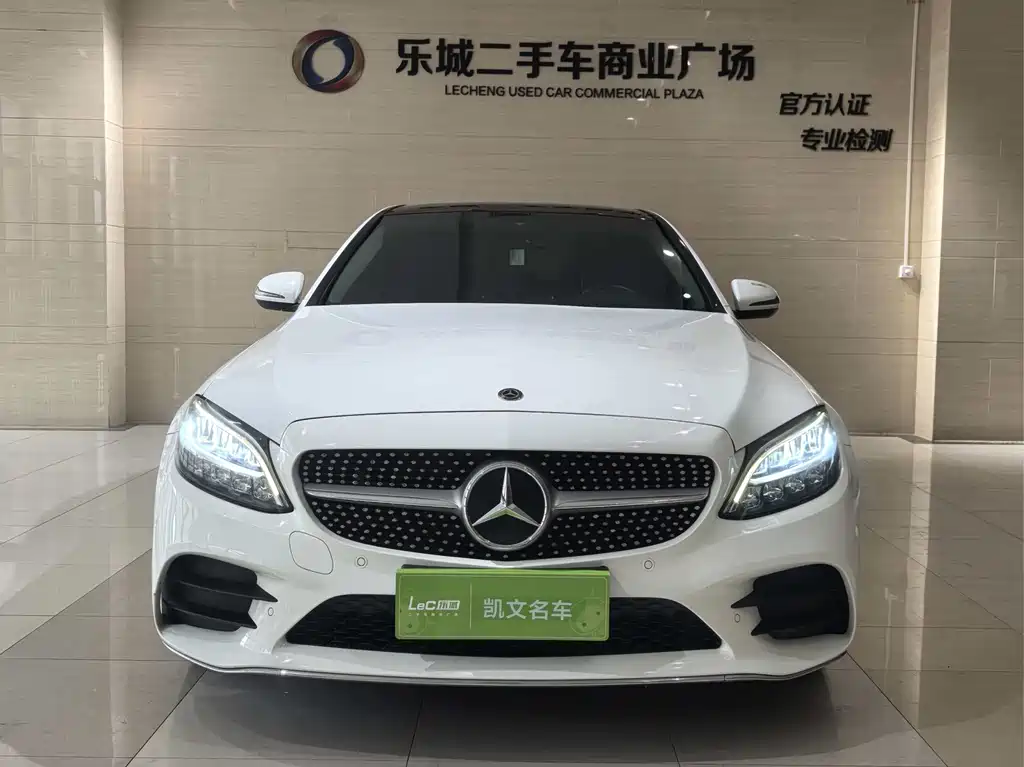 Mercedes-Benz C-Class — миниатюра 2