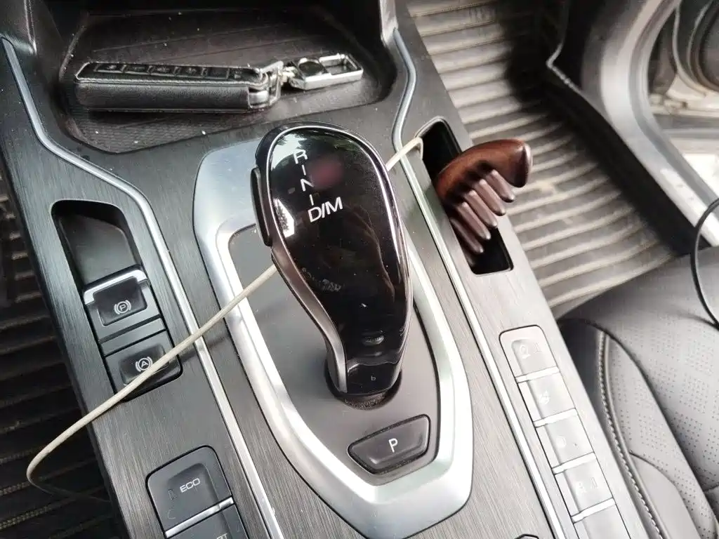Wey Wey VV6 — миниатюра 7