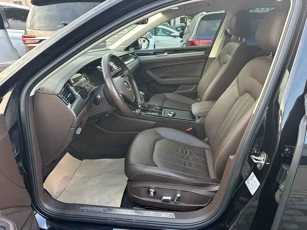Volkswagen Phideon — миниатюра 7