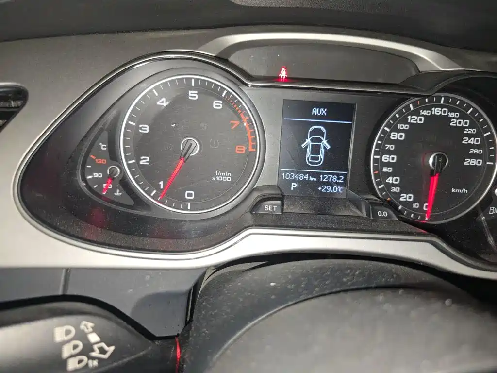 Audi A4L — миниатюра 7