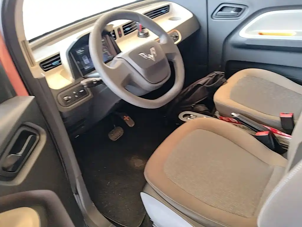 Wuling MINIEV — миниатюра 15