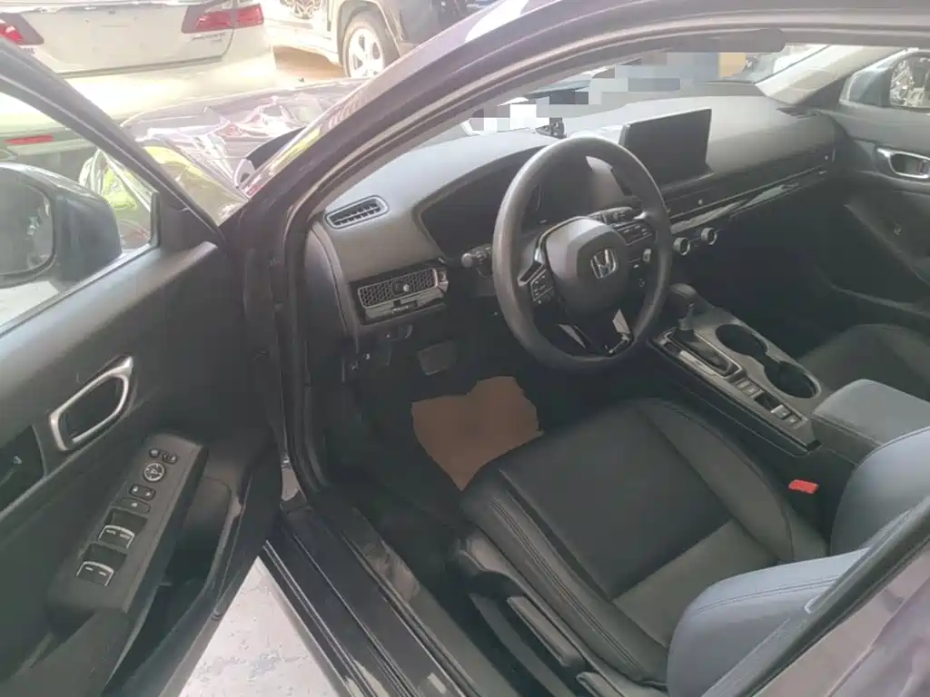 Honda Civic — миниатюра 16